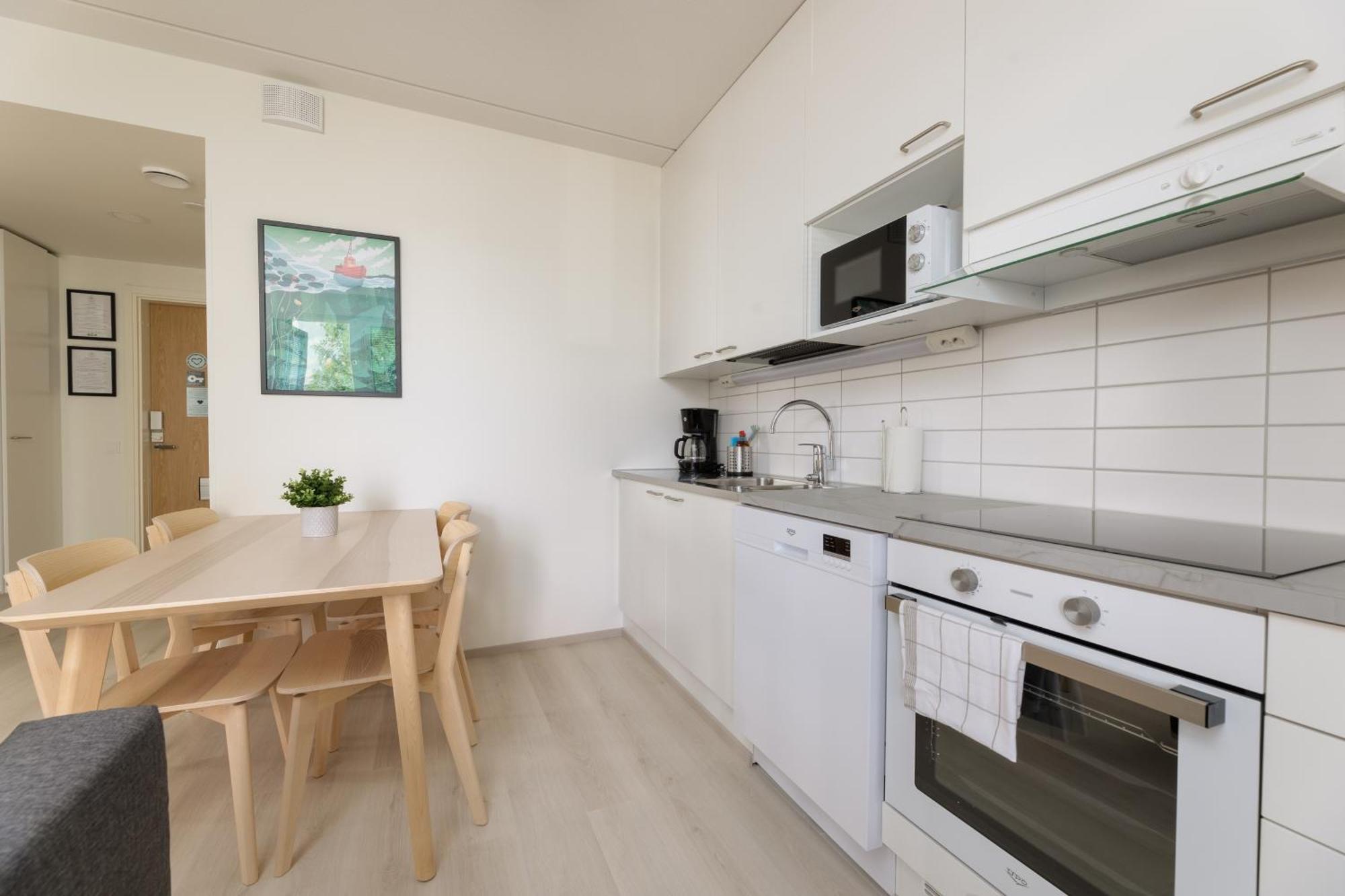 Hiisi Homes Riihimaeki Экстерьер фото