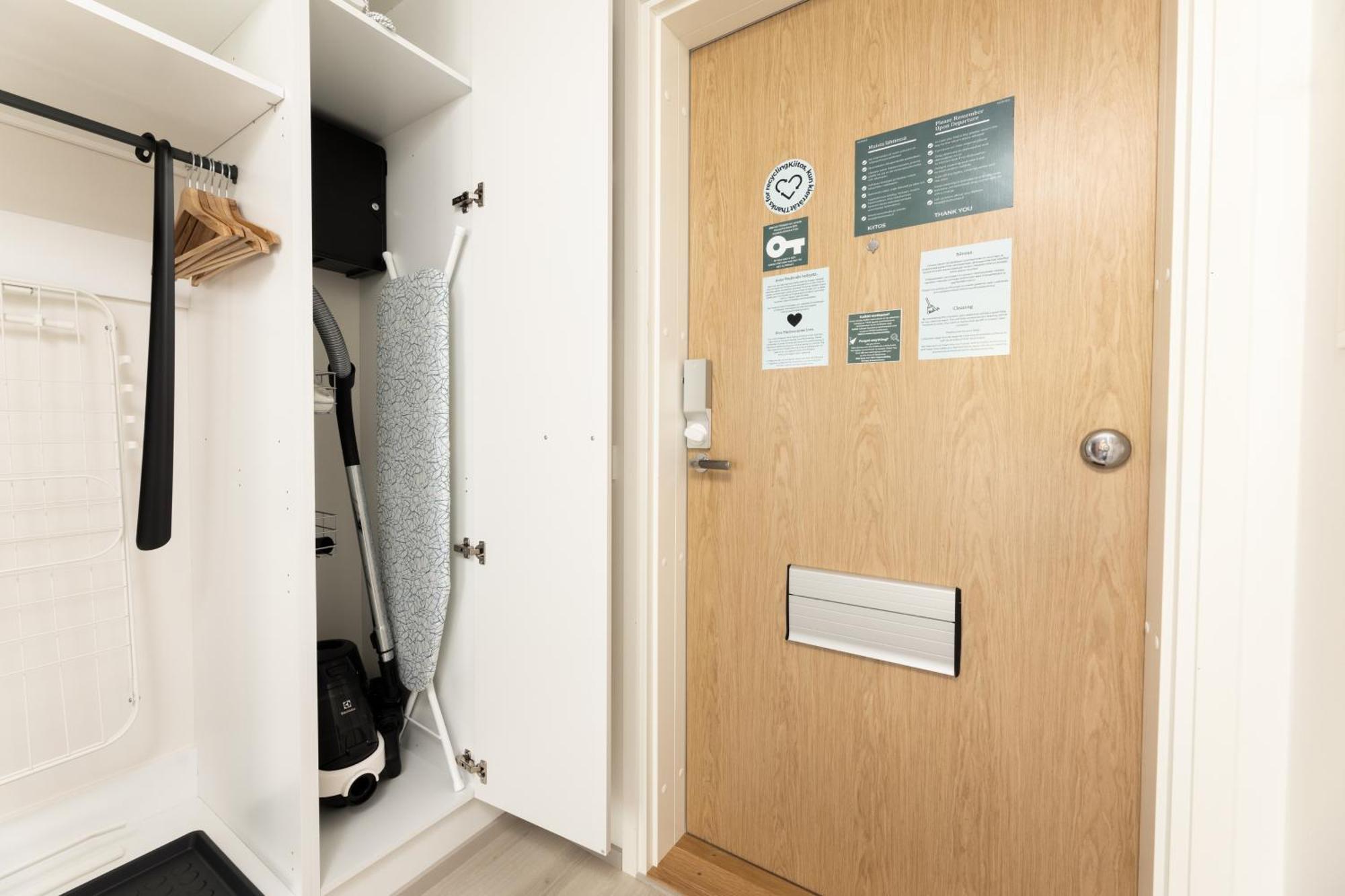 Hiisi Homes Riihimaeki Экстерьер фото