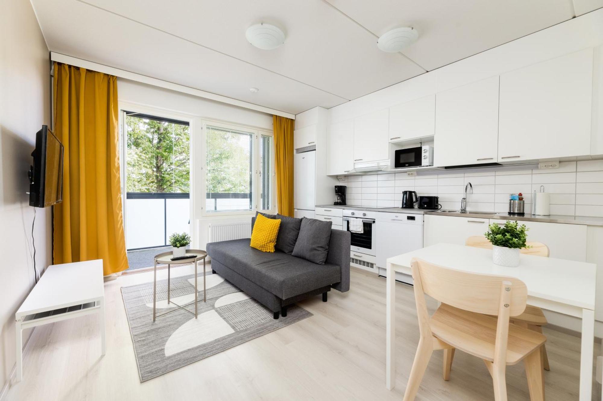 Hiisi Homes Riihimaeki Экстерьер фото
