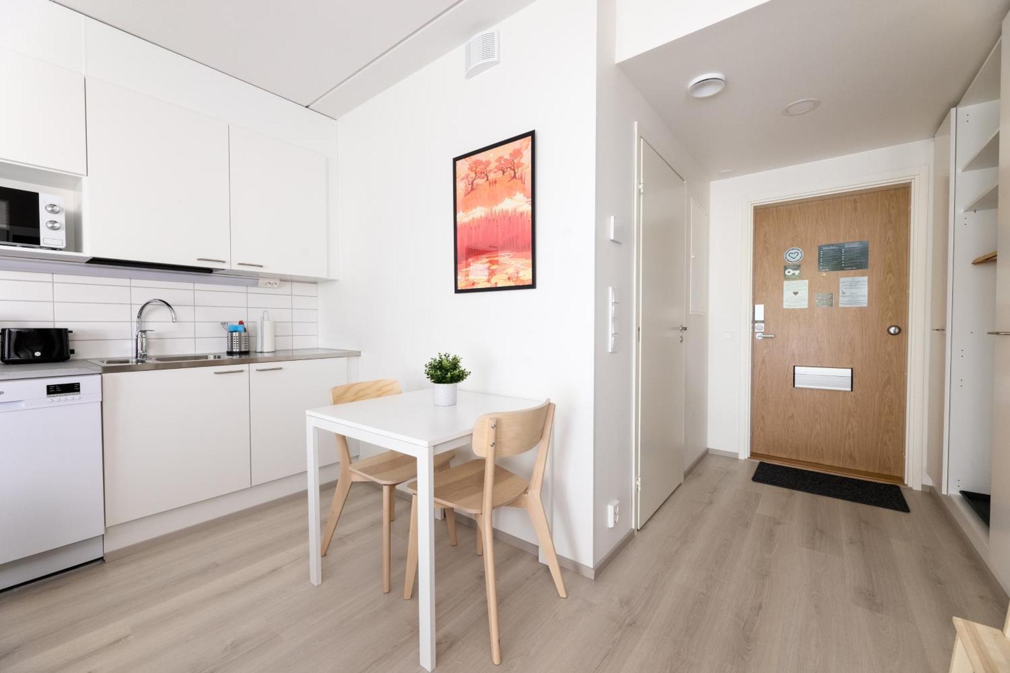 Hiisi Homes Riihimaeki Экстерьер фото